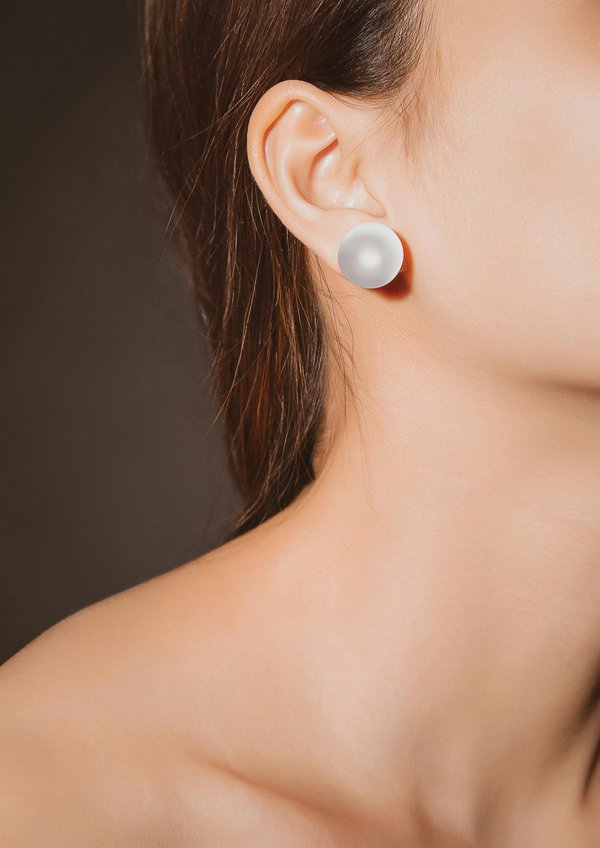 Boucles d'oreilles porcelaine : l'artisanat au service du style